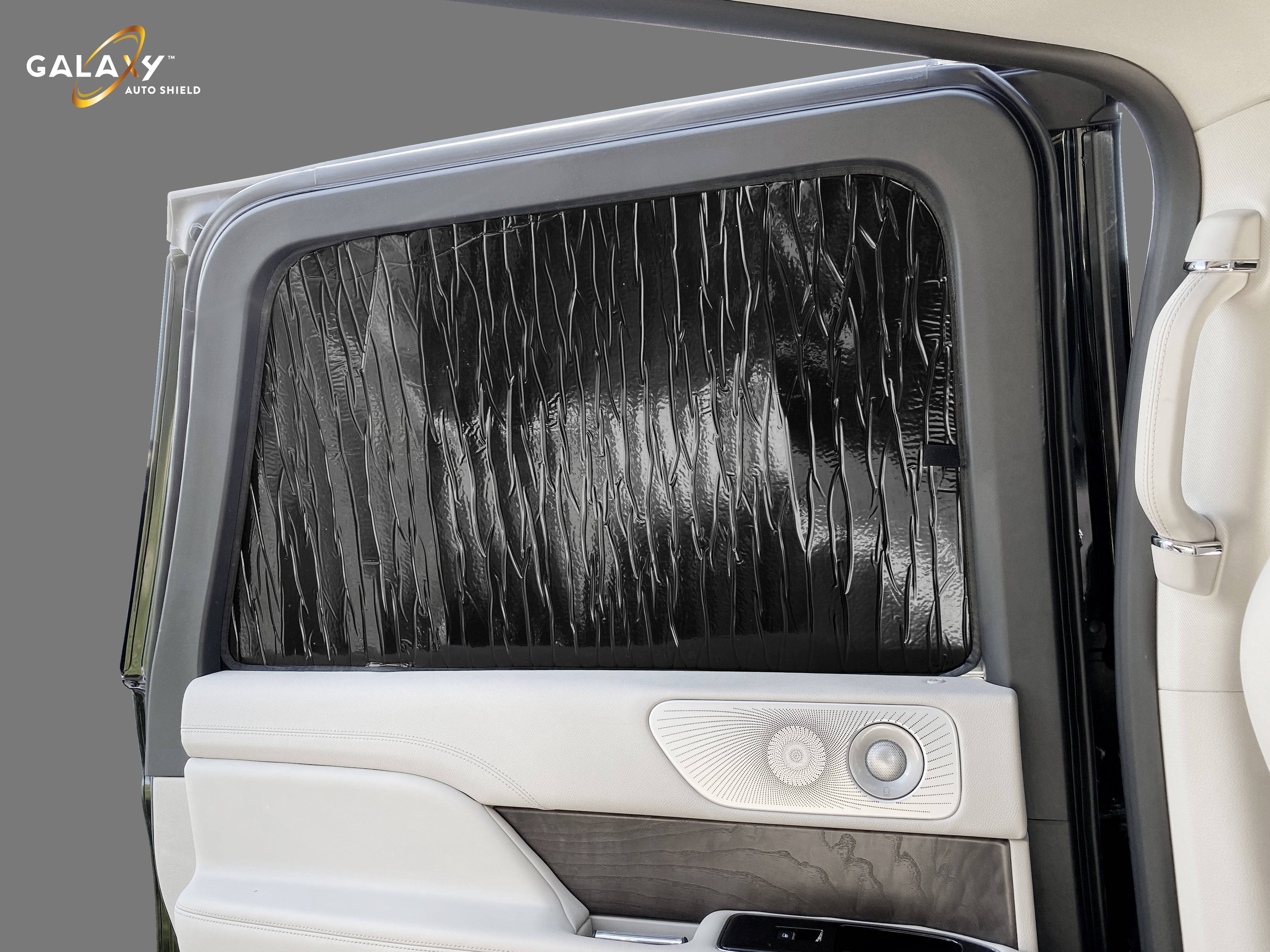 Sunshades for 2018-2024 Lincoln Navigator SUV (View for more options)